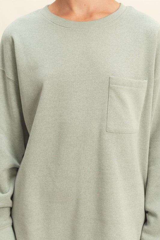 Crew Neck Single Pocket Pullover Sweatshirt