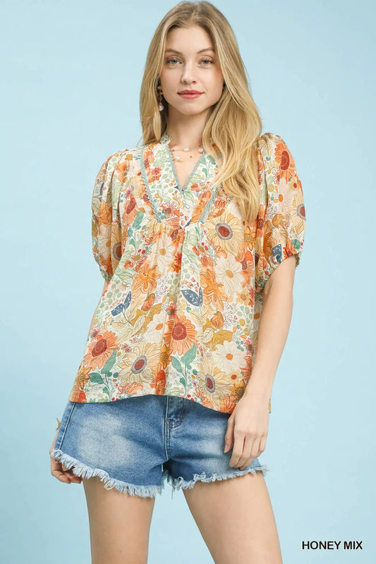 Floral Print Top w/Pintuck Details