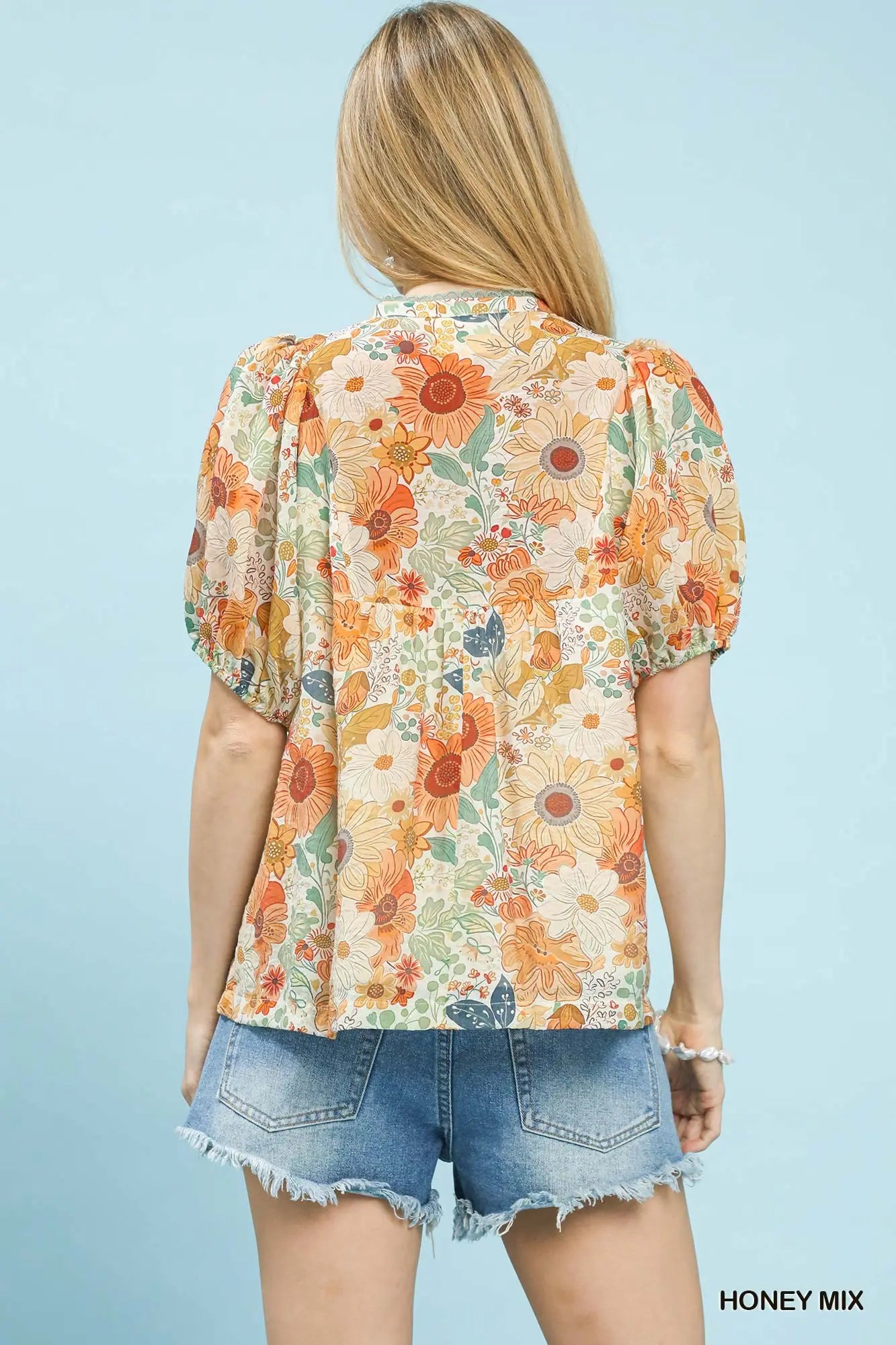 Floral Print Top w/Pintuck Details