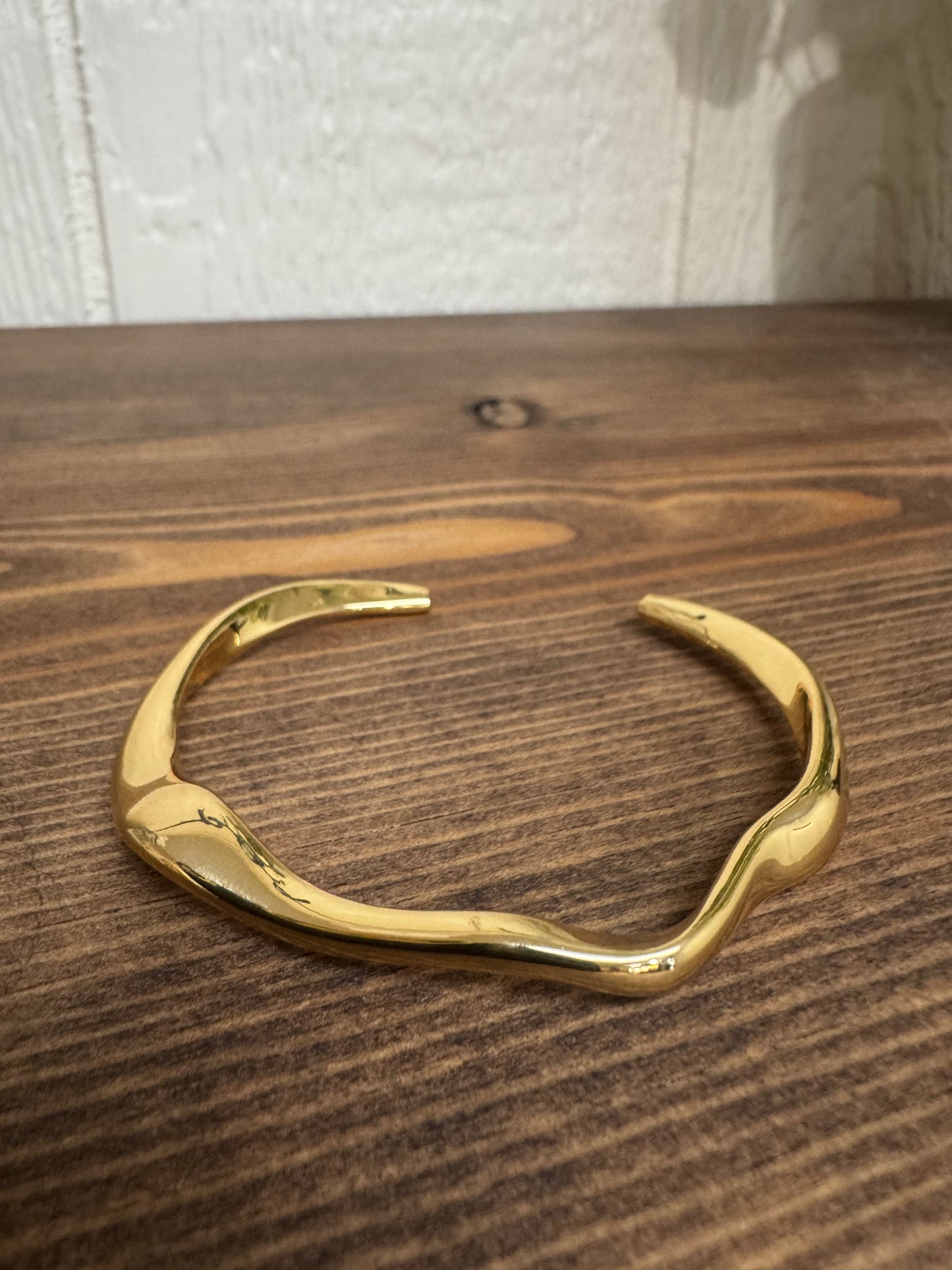 Wavy Gold Bangle Bracelet
