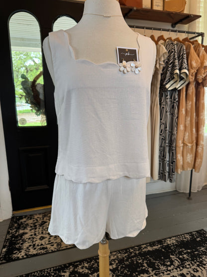 Square Scallop Trim Sleeveless Woven Top