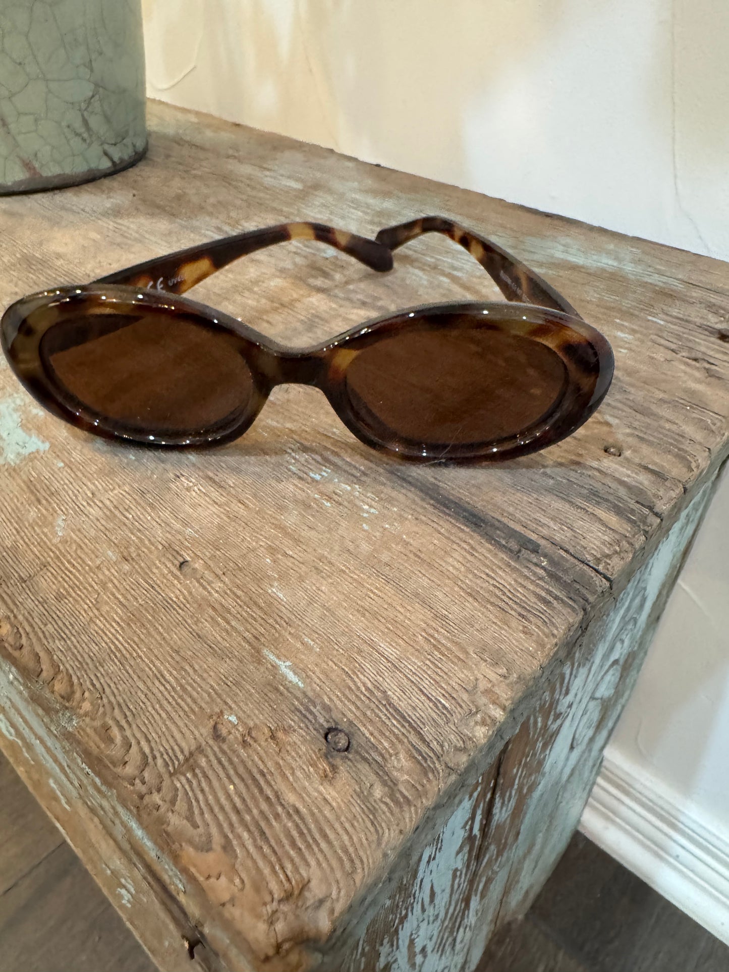 Classic Hard Rimmed Sunglasses