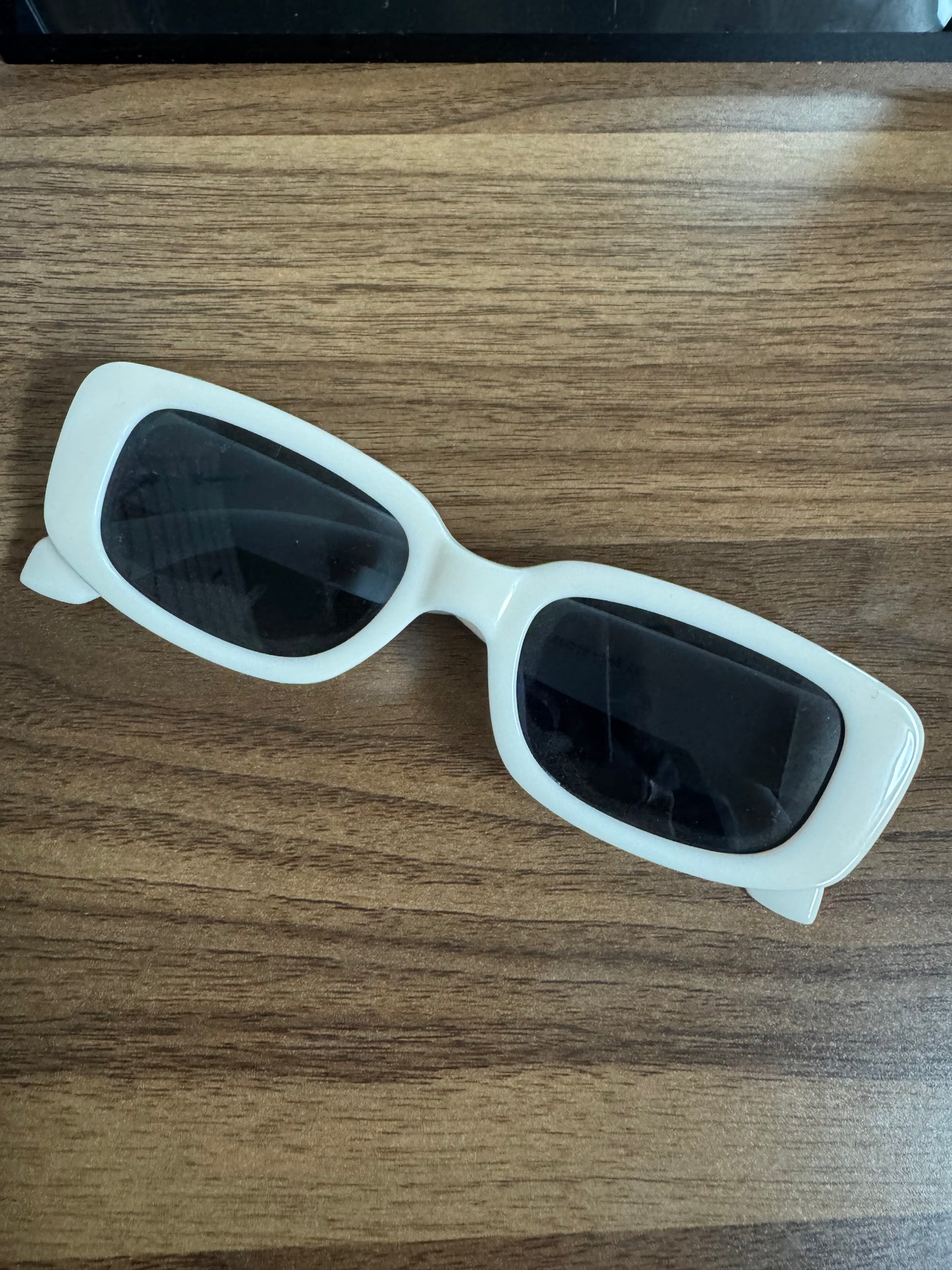 Classic Hard Rimmed Sunglasses