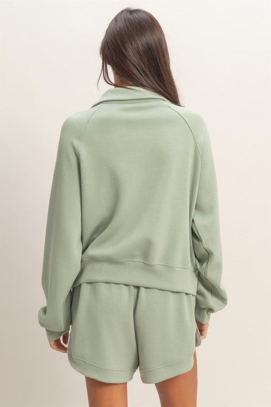 Half Zip Collar Pulllover